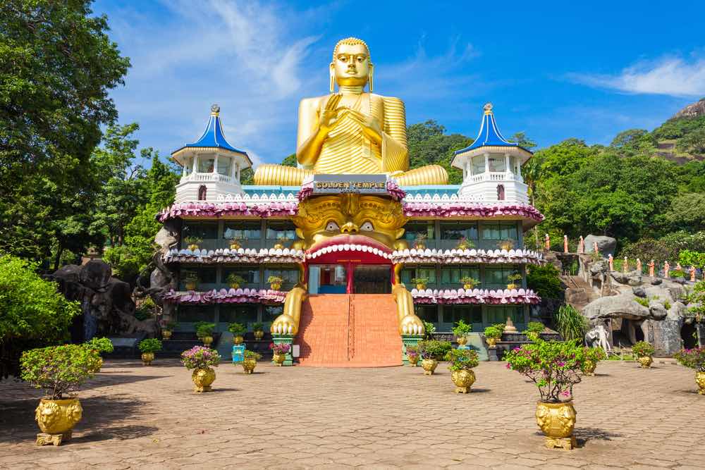 De gouden tempel in Dambulla